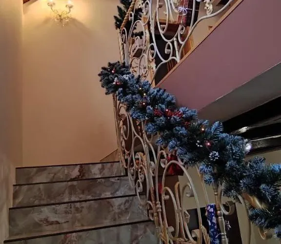 House славсько Tatil Evi